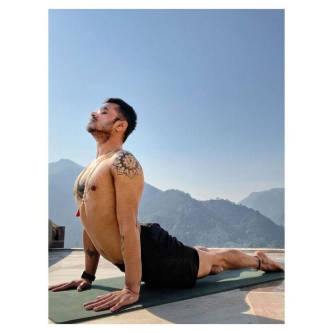 Gerakan Yoga Ajaib untuk Meredakan Sakit Pi...