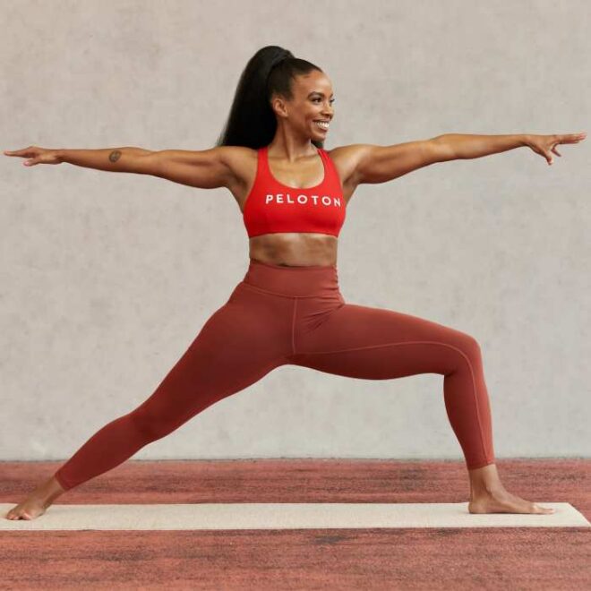 Poweryoga: Yoga Dinamis untuk Tubuh dan Jiw...